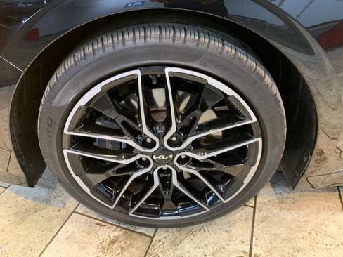 Used 2023 Kia K5 GT w/ GT1 Package image 12