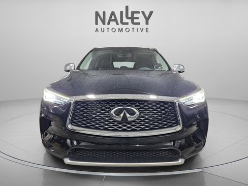 Certified 2025 INFINITI QX50 Luxe w/ Accent Package image 9