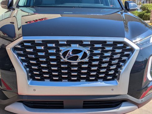 Used 2020 Hyundai Palisade SEL w/ Premium Package FWD image 9