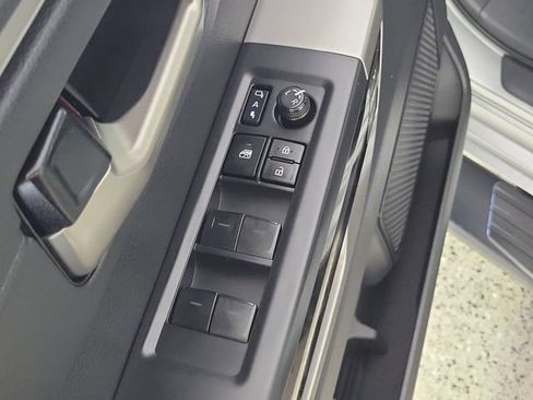 Used 2023 Toyota Tundra Limited AWD/4WD image 22