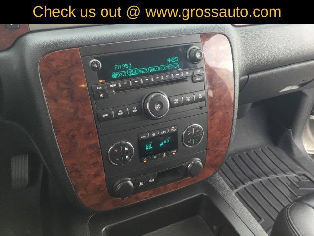 Used 2011 Chevrolet Silverado 2500 LTZ w/ Snow Plow Prep Package AWD/4WD image 20