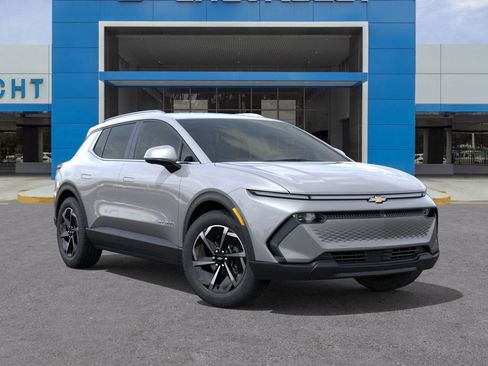 New 2026 Chevrolet Equinox EV LT AWD/4WD image 7