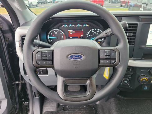 New 2026 Ford F250 XL w/ XL Off-Road Package image 22