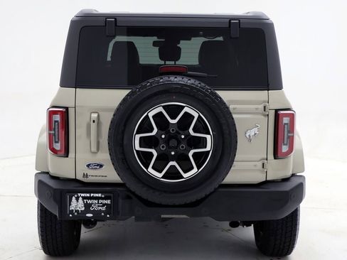 Used 2025 Ford Bronco Outer Banks image 7