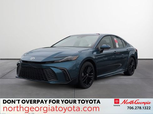 New 2026 Toyota Camry SE FWD image 1