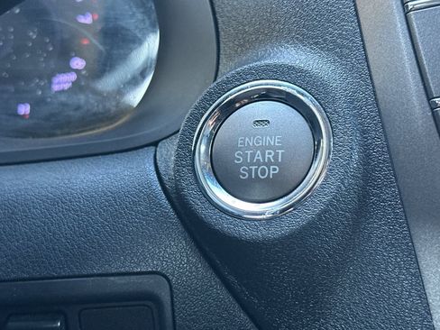 Used 2014 Lexus IS 250C w/ Navigation System Package image 21