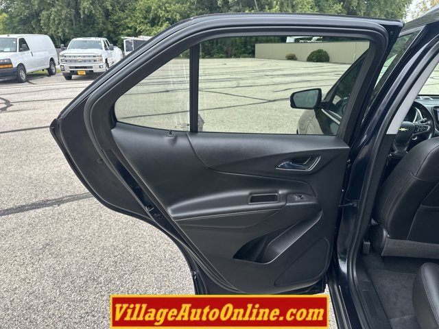 Used 2020 Chevrolet Equinox Premier FWD image 32