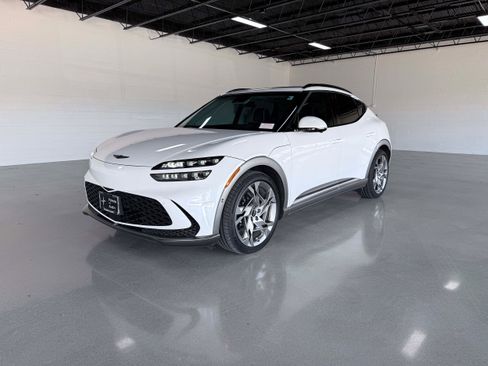 Used 2024 Genesis GV60 Performance AWD/4WD image 2