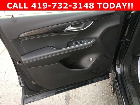 Used 2022 Buick Envision Preferred image 2