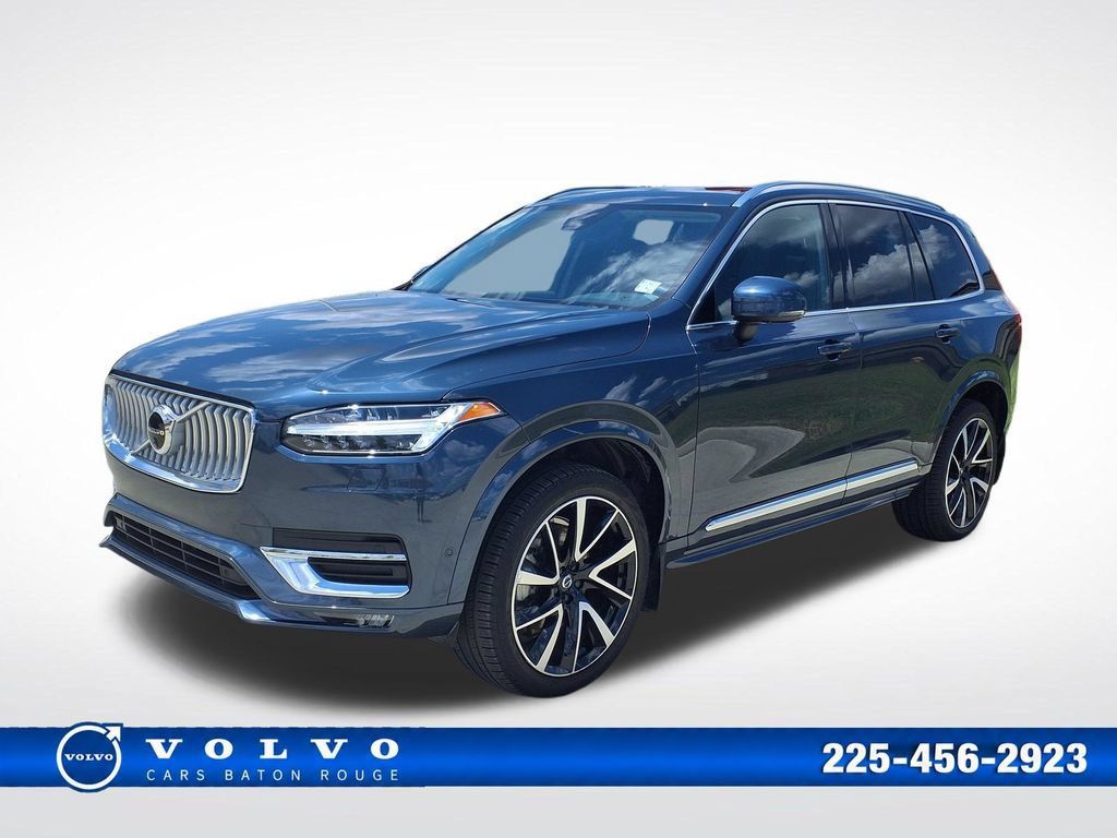 Certified 2024 Volvo XC90 B5 Plus w/ Protection Package Premier AWD/4WD image 4