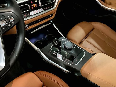 Used 2022 BMW 330i xDrive Sedan w/ Premium Package 2 AWD/4WD image 16