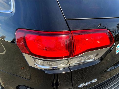 Used 2021 Jeep Grand Cherokee Limited w/ Trailer Tow Group IV image 26