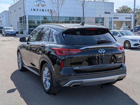 Used 2019 INFINITI QX50 Essential w/ Premium Heat Package image 5