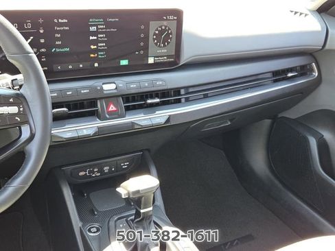 Used 2025 Kia K4 EX FWD image 26