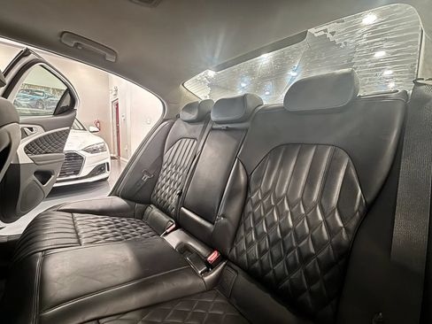 Used 2020 Genesis G70 2.0T w/ Prestige Package RWD image 15