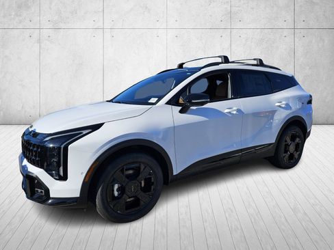 New 2026 Kia Sportage X-Line w/ X-Line Technology Package image 3