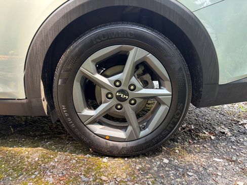 Used 2025 Kia K4 FWD image 29