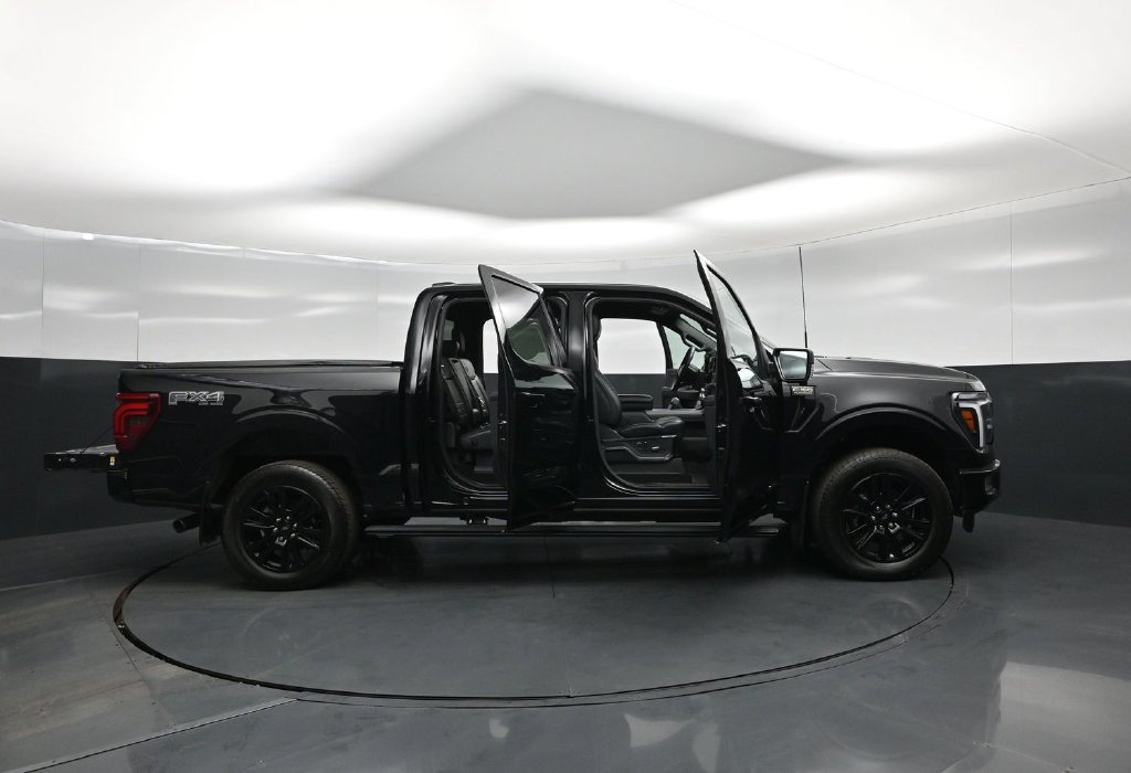 Used 2024 Ford F150 Platinum w/ FX4 Off-Road Package AWD/4WD image 4