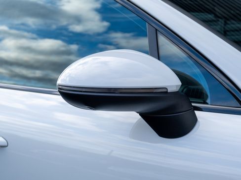 Certified 2023 Porsche Cayenne Coupe image 36