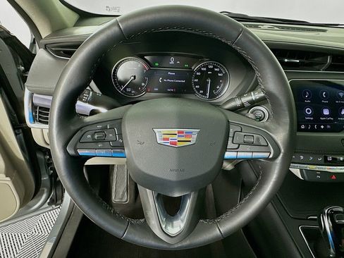 Used 2023 Cadillac XT4 Luxury w/ Driver Awareness Package FWD image 11