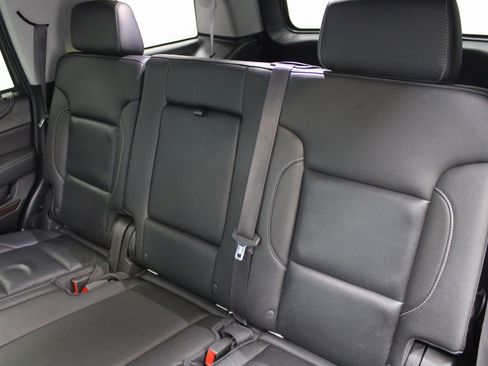 Used 2017 GMC Yukon SLT w/ HD Trailering Package image 25