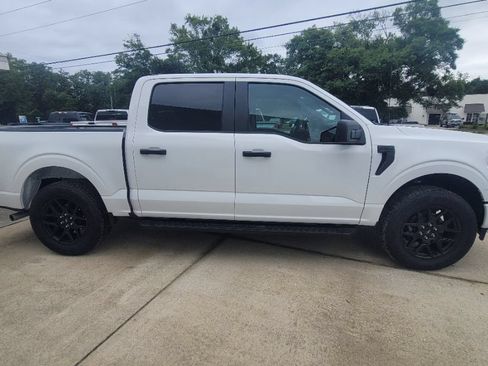 Used 2024 Ford F150 STX w/ STX Black Appearance Package RWD image 4