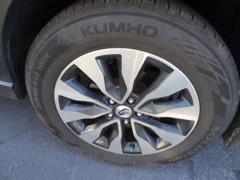 Used 2024 Subaru Outback Limited image 14