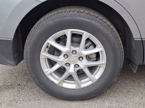 Used 2024 Chevrolet Equinox LT w/ LPO, Floor Liner Package image 34