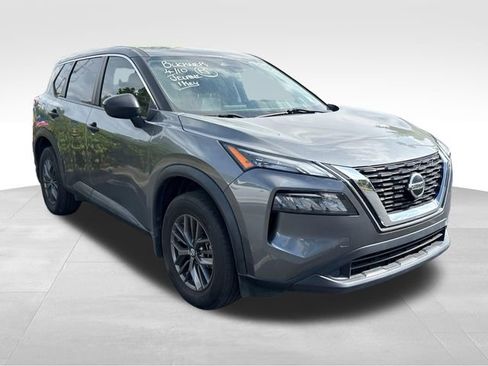 Used 2021 Nissan Rogue S AWD/4WD image 3