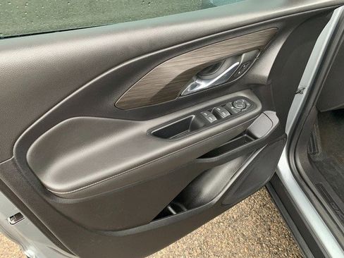 Certified 2023 GMC Terrain SLE w/ Driver Convenience Package image 20