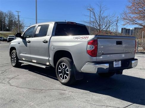 Used 2018 Toyota Tundra SR5 w/ SR5 Upgrade Package image 3