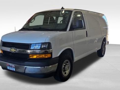 Used 2022 Chevrolet Express 2500 w/ Driver Convenience Package image 1