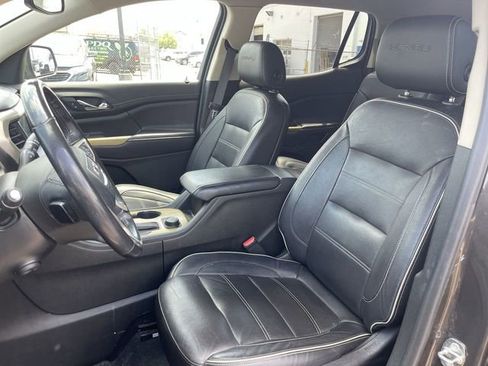 Used 2019 GMC Acadia Denali AWD/4WD image 6