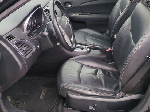 Used 2013 Chrysler 200 Limited image 16