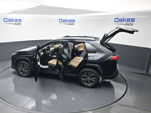 Used 2023 Toyota RAV4 Limited AWD/4WD image 61