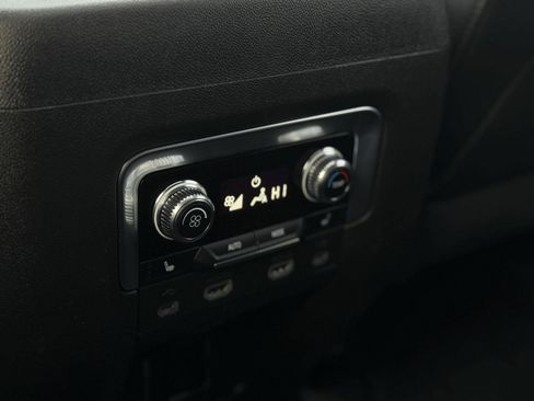 Used 2021 GMC Yukon XL Denali w/ Denali Ultimate Package image 23