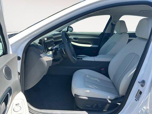New 2025 Hyundai Sonata SEL FWD image 16