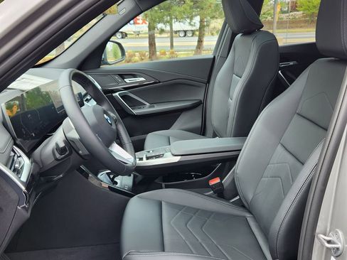 New 2026 BMW X1 xDrive28i w/ Technology Package AWD/4WD image 10