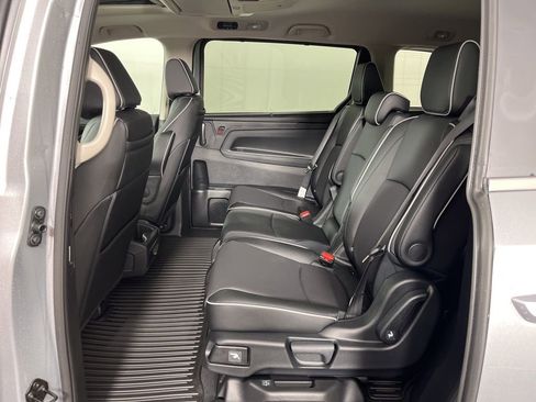 New 2026 Honda Odyssey Touring image 29
