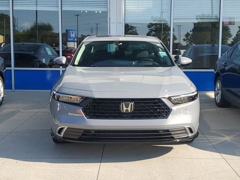 New 2026 Honda Accord Touring image 2