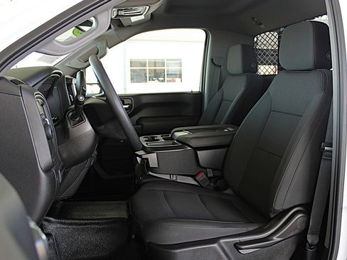 Used 2025 Chevrolet Silverado 3500 W/T w/ WT Convenience Package image 17