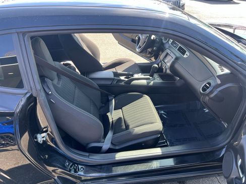 Used 2015 Chevrolet Camaro LS RWD image 19