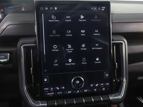 Used 2025 GMC Yukon XL Denali AWD/4WD image 54