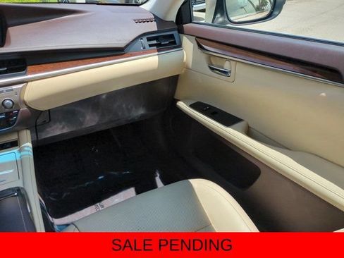Used 2018 Lexus ES 350 w/ Luxury Package w/Wood Trim FWD image 15