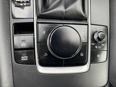 Used 2024 MAZDA CX-50 AWD 2.5 S w/ Premium Package image 32