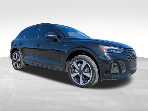 Used 2022 Audi Q5 2.0T Premium Plus image 1