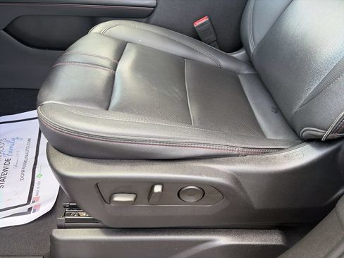 Used 2023 Chevrolet Tahoe RST AWD/4WD image 12