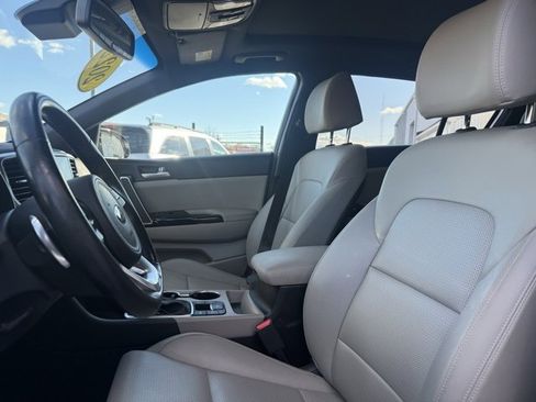 Used 2022 Kia Sportage Nightfall Edition w/ Nighfall AWD Premium Package image 8