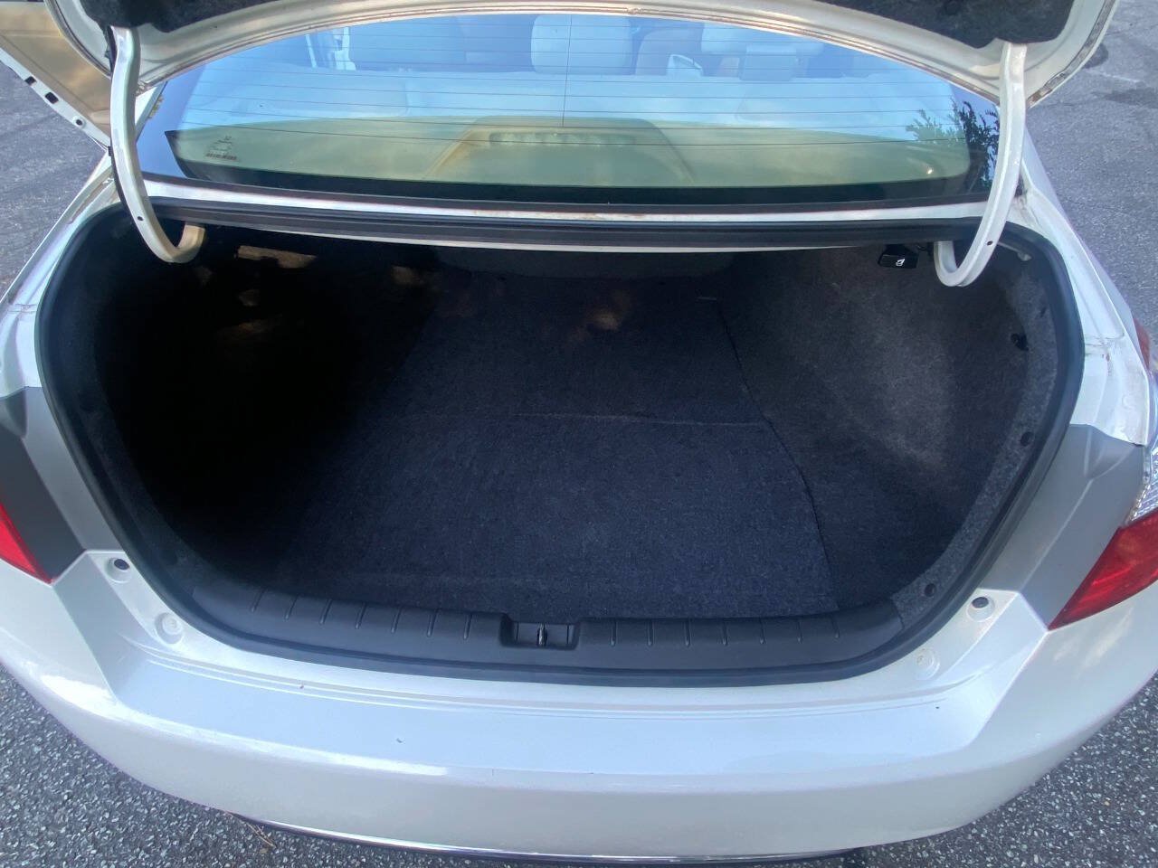 Used 2013 Honda Accord EX image 41