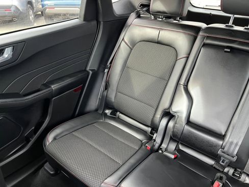 Used 2025 Ford Escape ST-Line image 35